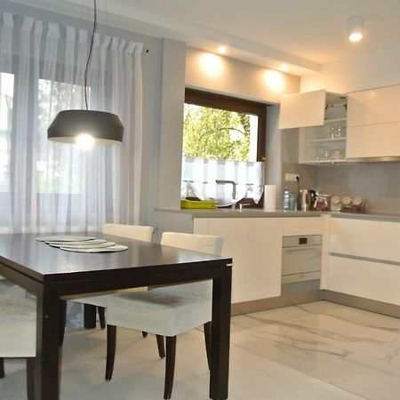 Apartamenty Centrum- Kochanowskiego -Dawniej Two-Bedroom Apartment Zelená Hora Exteriér fotografie