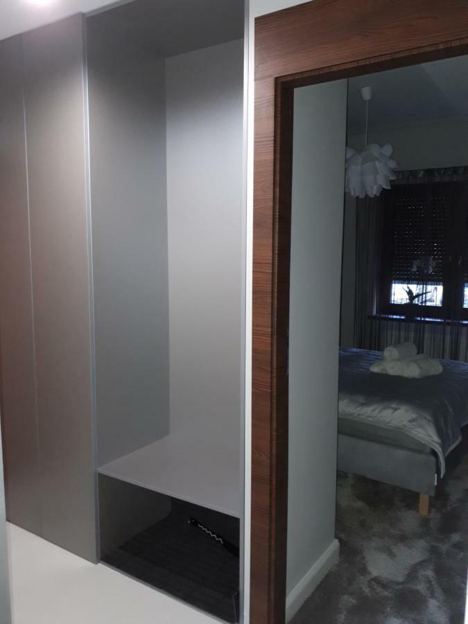 Apartamenty Centrum- Kochanowskiego -Dawniej Two-Bedroom Apartment Zelená Hora Exteriér fotografie