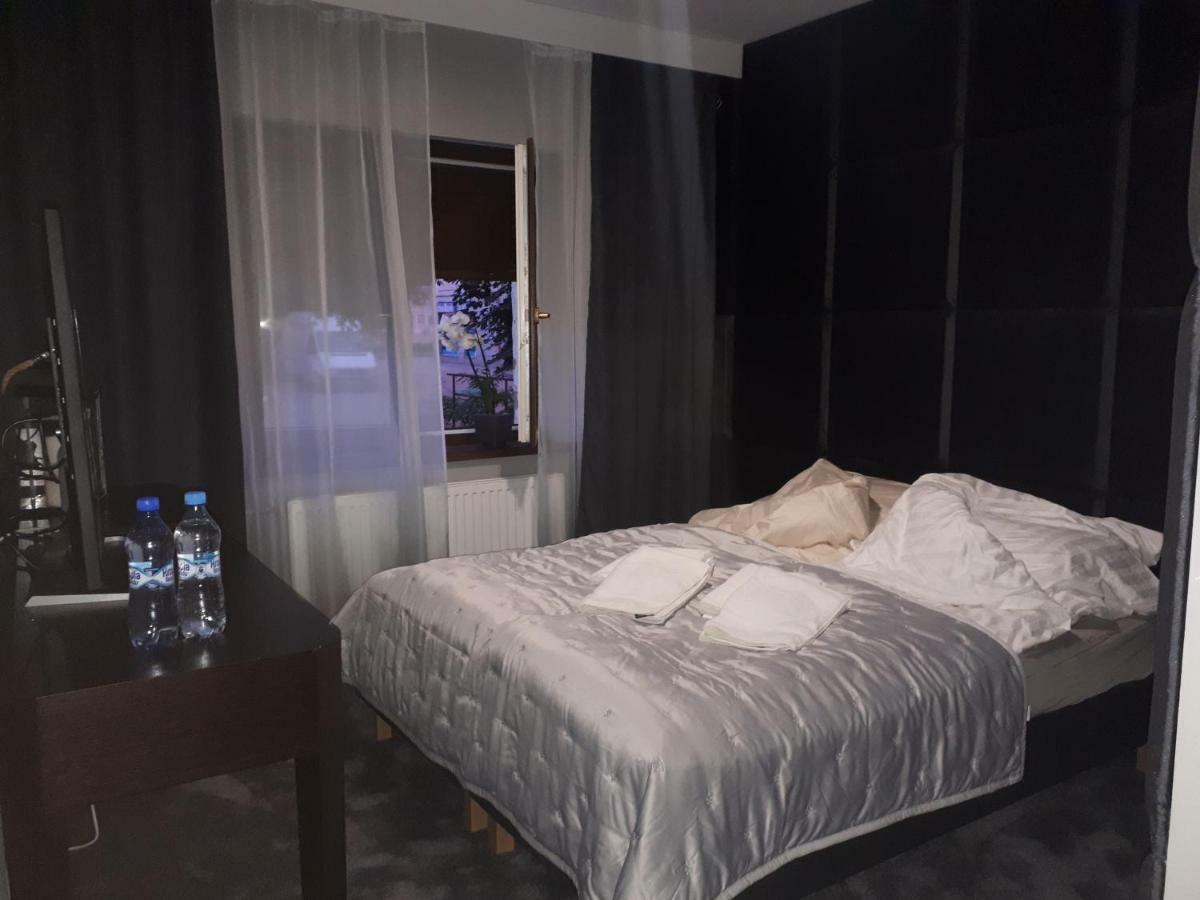 Apartamenty Centrum- Kochanowskiego -Dawniej Two-Bedroom Apartment Zelená Hora Exteriér fotografie