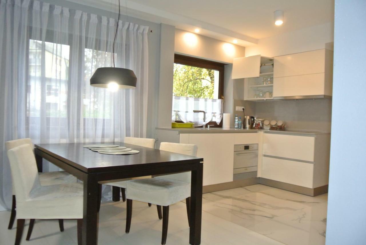 Apartamenty Centrum- Kochanowskiego -Dawniej Two-Bedroom Apartment Zelená Hora Exteriér fotografie