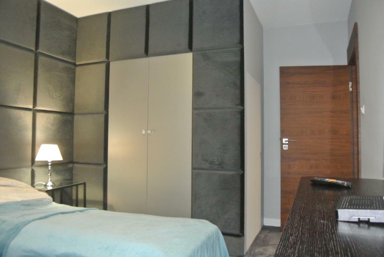 Apartamenty Centrum- Kochanowskiego -Dawniej Two-Bedroom Apartment Zelená Hora Exteriér fotografie
