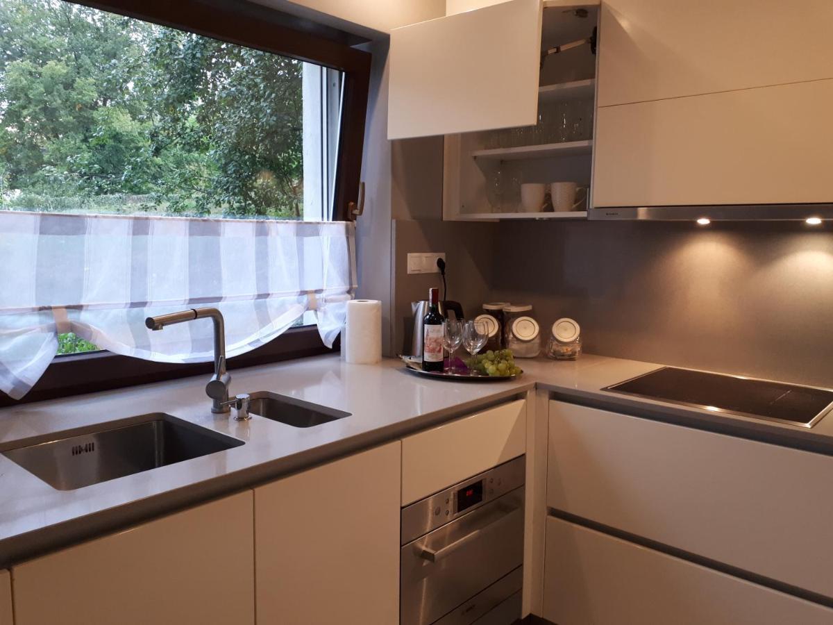 Apartamenty Centrum- Kochanowskiego -Dawniej Two-Bedroom Apartment Zelená Hora Exteriér fotografie