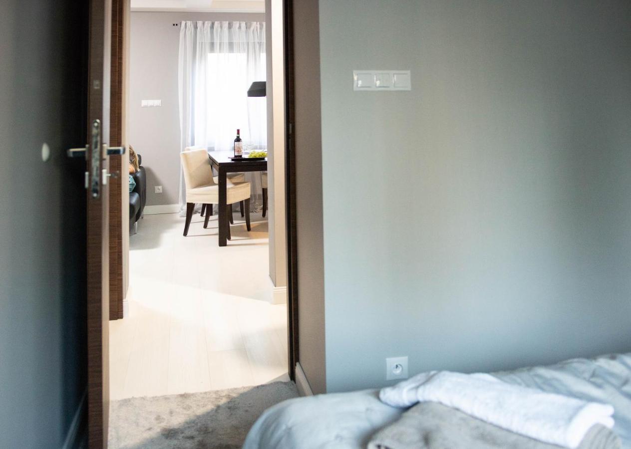 Apartamenty Centrum- Kochanowskiego -Dawniej Two-Bedroom Apartment Zelená Hora Exteriér fotografie